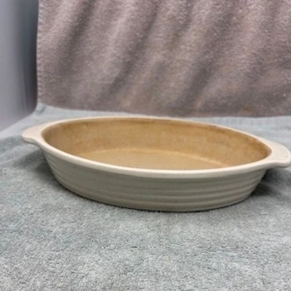 Pampered Chef Vanilla Oval Baker Stoneware 030104 Family Heritage Collection USA
